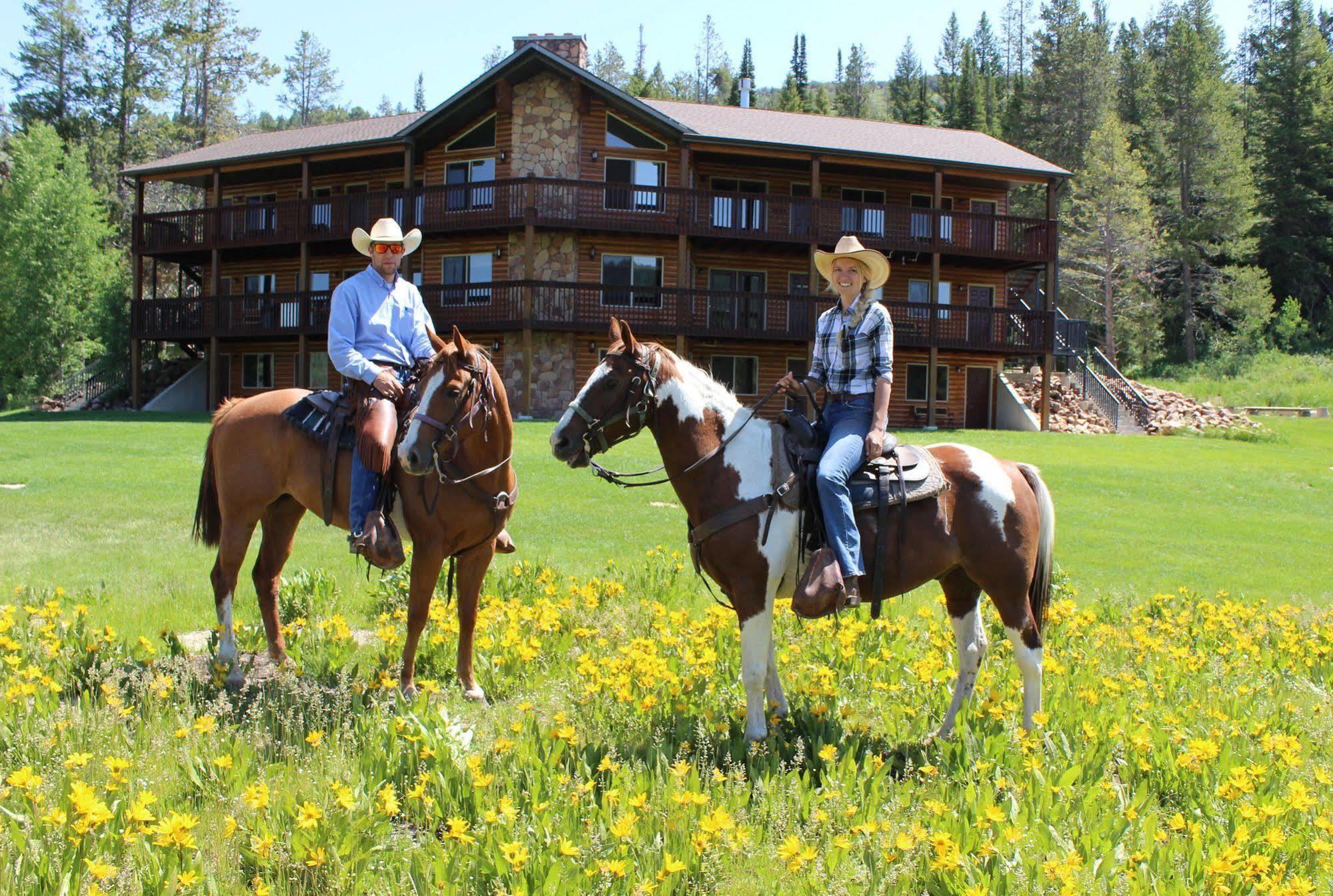 Beaver Creek Lodge Логан Экстерьер фото